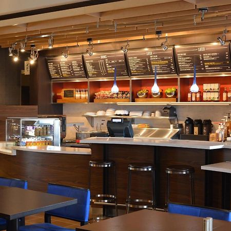 Courtyard By Marriott Youngstown Canfield Екстер'єр фото