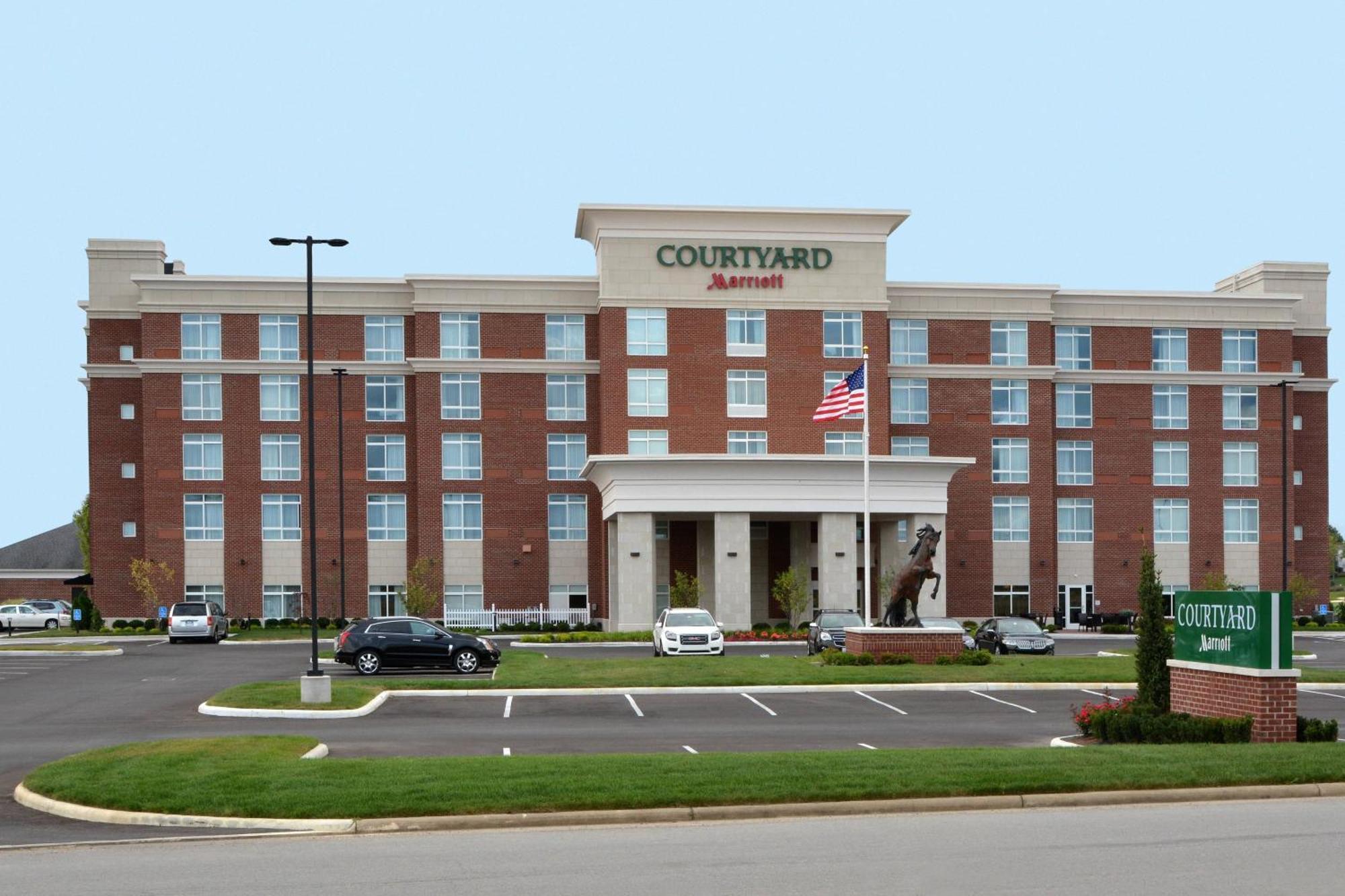 Courtyard By Marriott Youngstown Canfield Екстер'єр фото