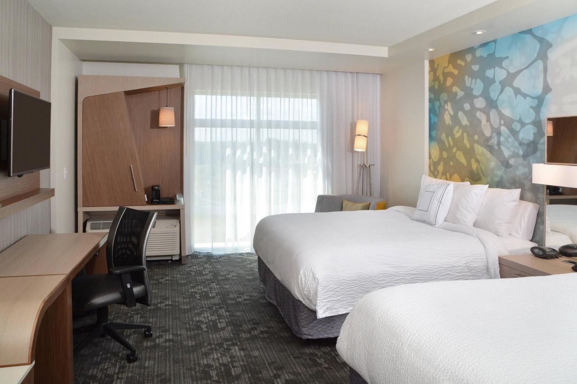 Courtyard By Marriott Youngstown Canfield Екстер'єр фото