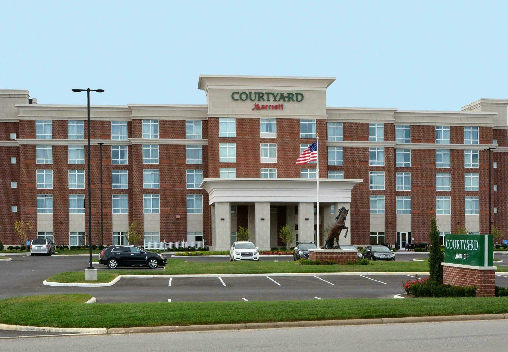 Courtyard By Marriott Youngstown Canfield Екстер'єр фото
