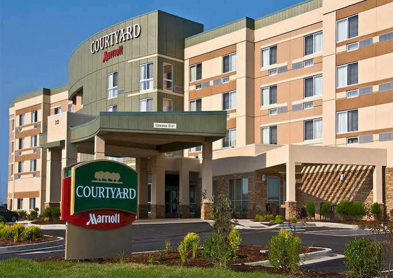 Courtyard By Marriott Youngstown Canfield Екстер'єр фото